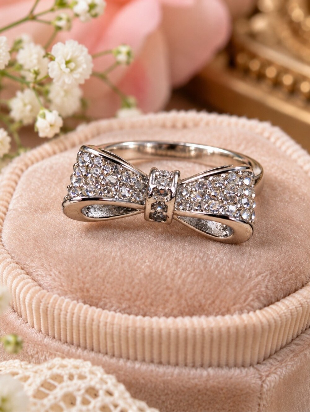 Sparkling CZ Bow Ring Silver Tone Size 8 NWOT